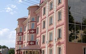 Kurmet Hotel